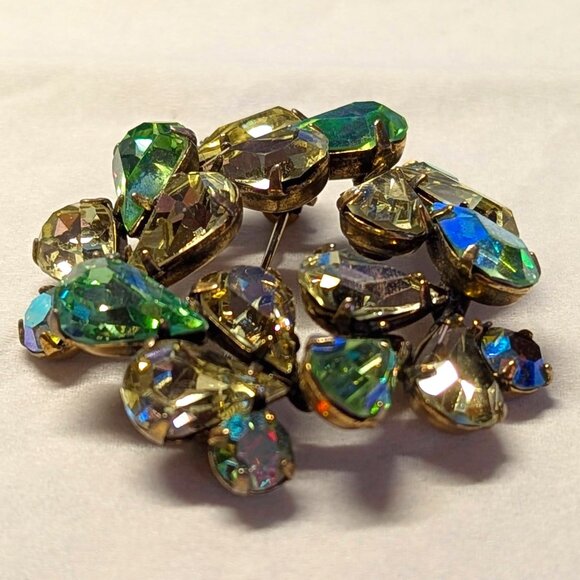 Vintage REGENCY Yellow Rhinestone Green Aurora Borealis AB Rhinestone Brooch Pin - Picture 6 of 11
